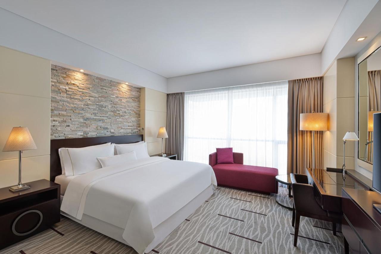 The Westin City Centre Bahrain Manama Exteriör bild