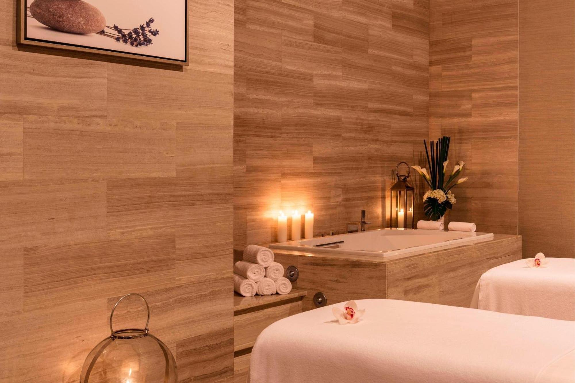 The Westin City Centre Bahrain Manama Exteriör bild Spa at the hotel